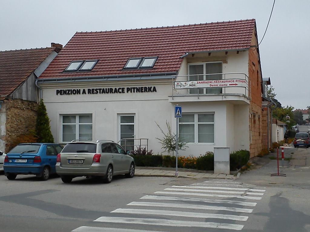 Penzion Pitnerka Hustopeče Exteriör bild